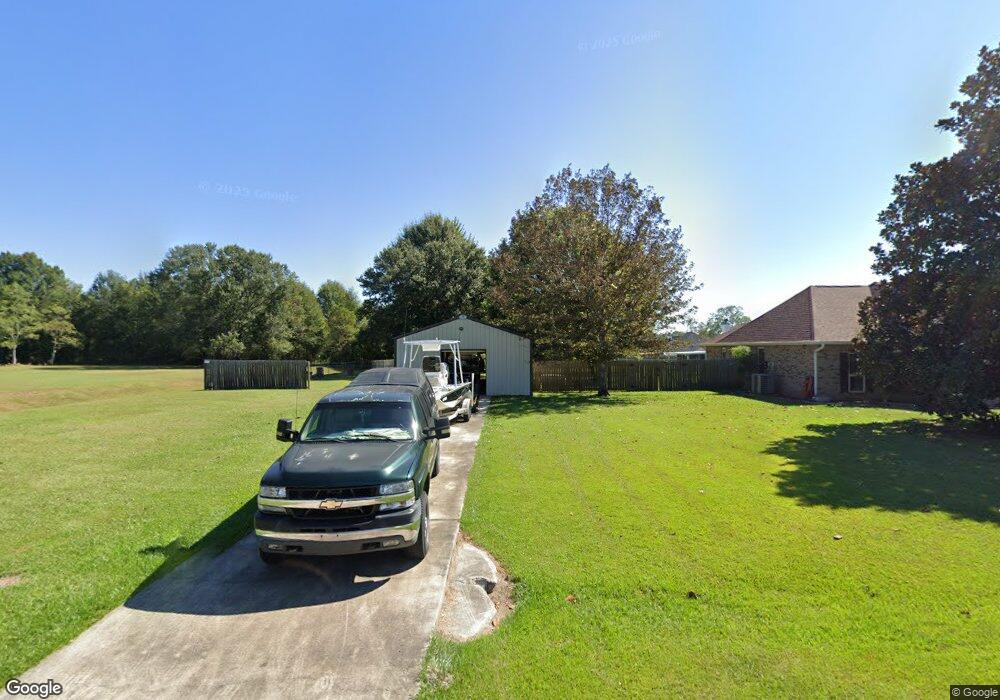 76 Apache Dr, Picayune, MS 39466 - photo 1