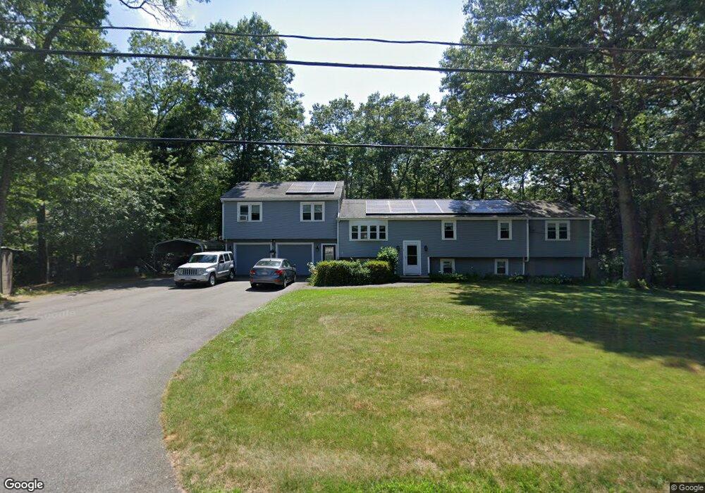 8 Old Main St, Carver, MA 02330 - photo 1