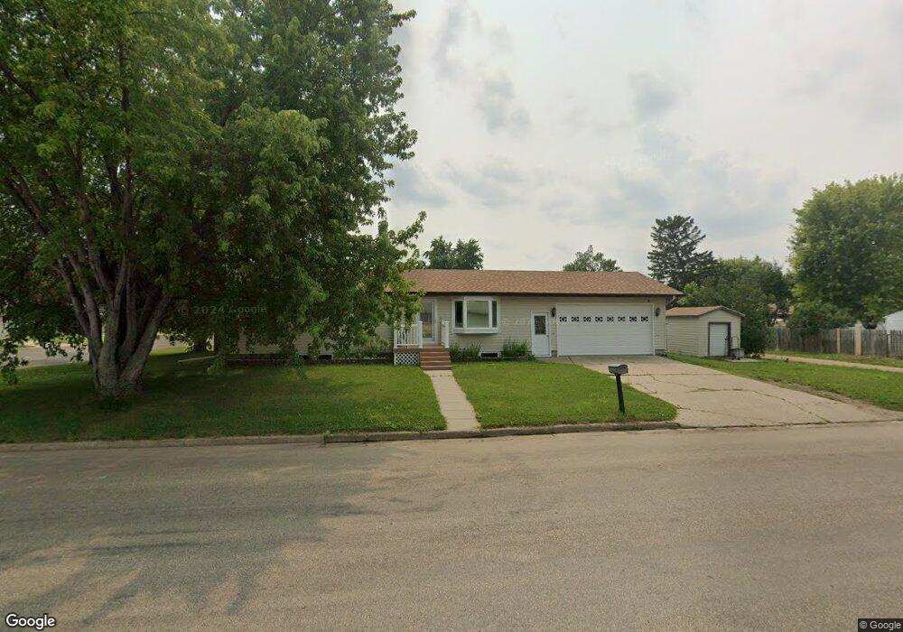 1714 4th St NE, Jamestown, ND 58401 - photo 1