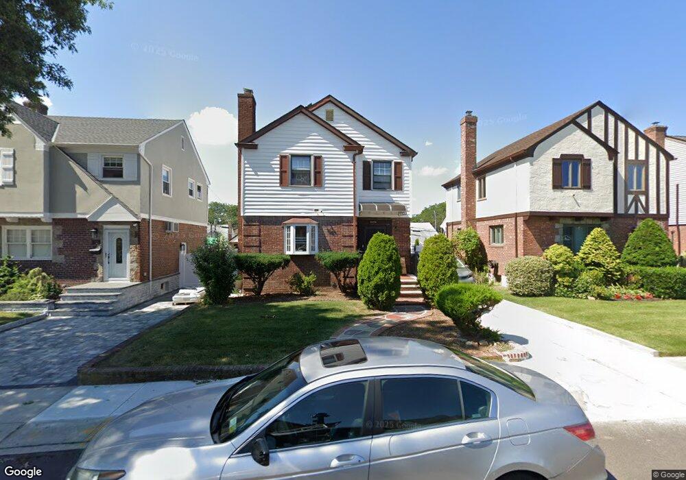 2824 Jordan St, Flushing, NY 11358 - photo 1
