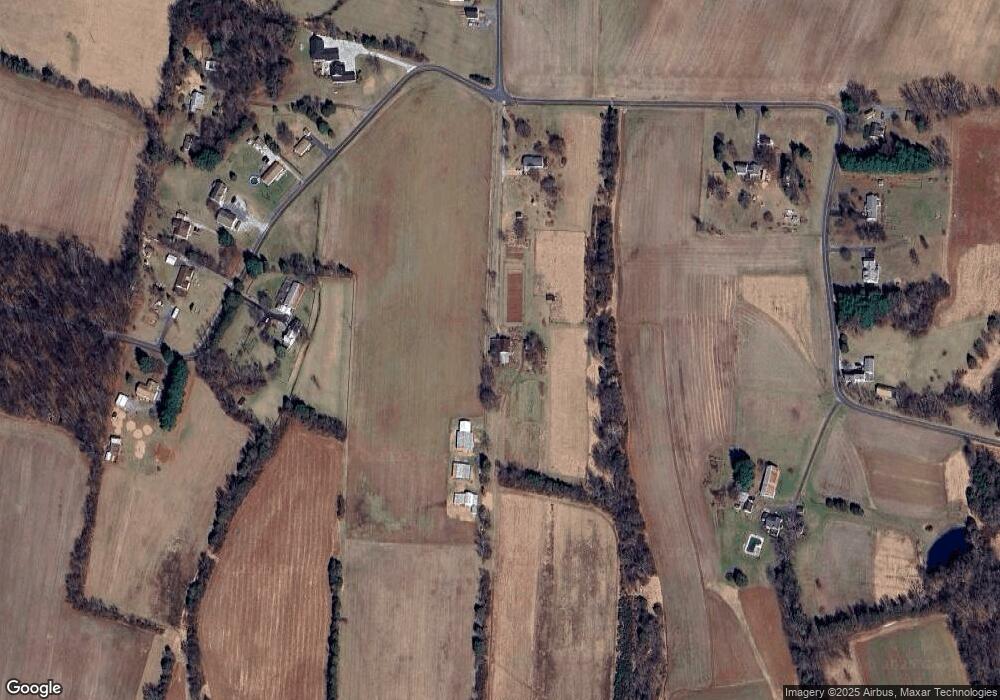 201 Schottie Rd, Littlestown, PA 17340 - photo 1