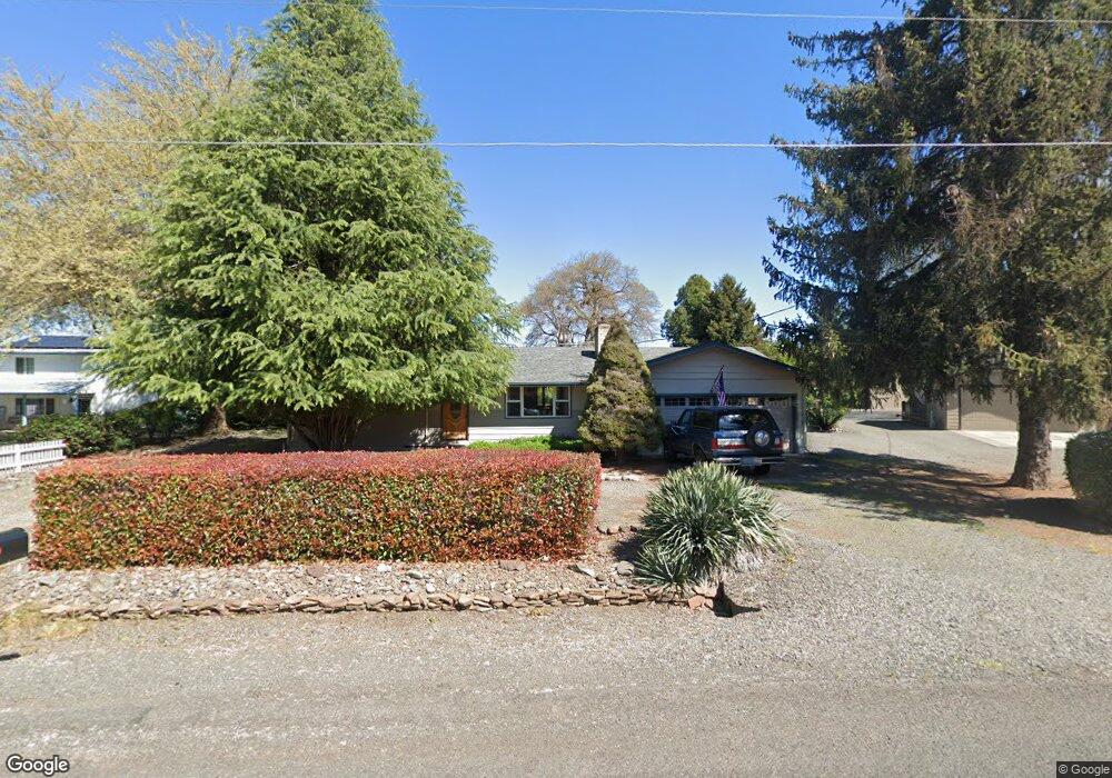 1998 Boes Ave, Central Point, OR 97502 - photo 1