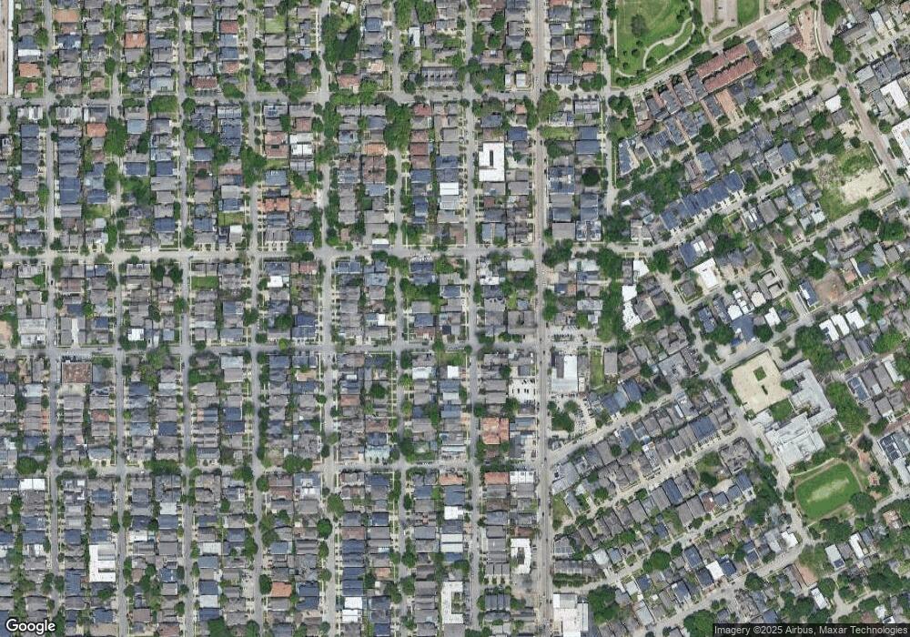 1918 Park St, Houston, TX 77019 - photo 1