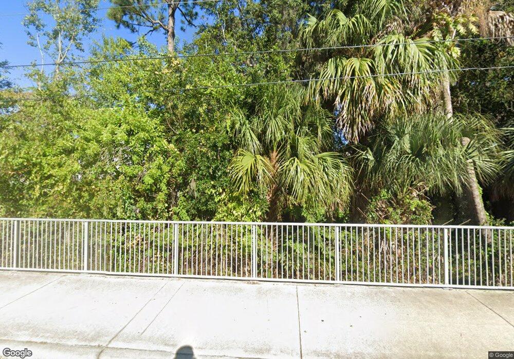 829 10th St, New Smyrna Beach, FL 32168 - photo 1