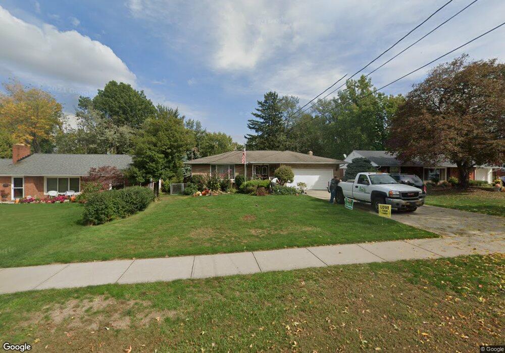 2139 Rockefeller Rd, Wickliffe, OH 44092 - photo 1