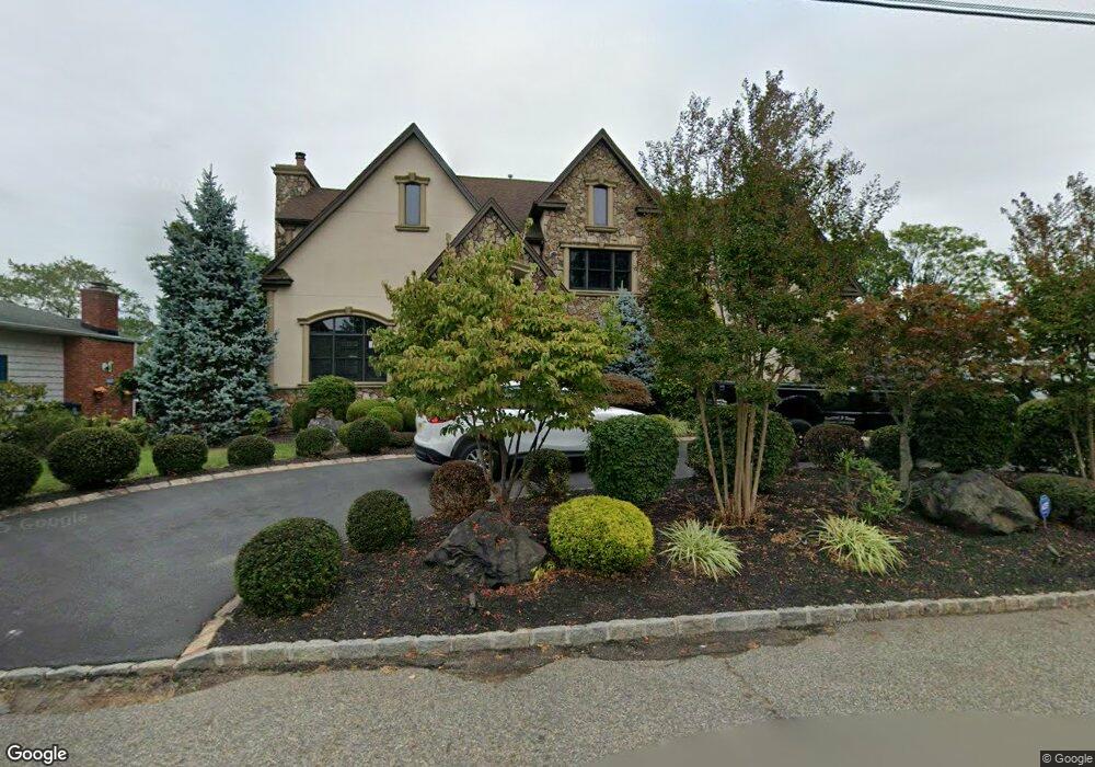 31 Doris Way, Clark, NJ 07066 - photo 1