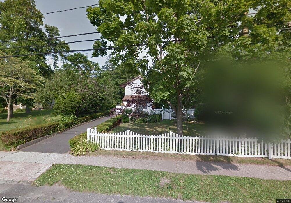 109 Oakwood Ave, Bayport, NY 11705 - photo 1