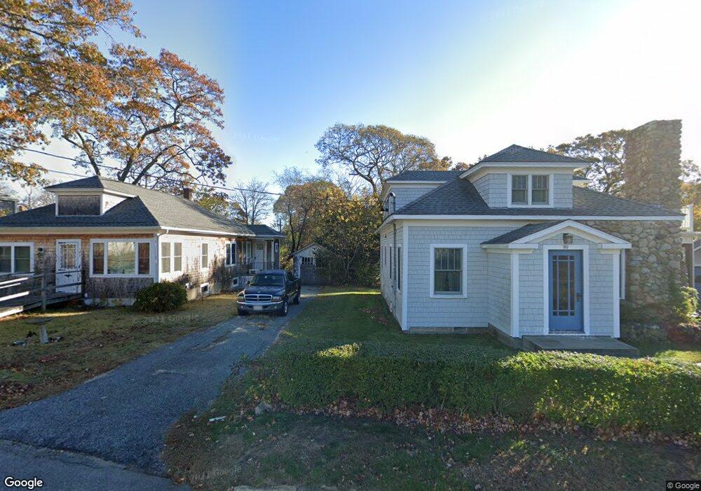 33 Locust Ln, Vineyard Haven, MA 02568 - photo 1