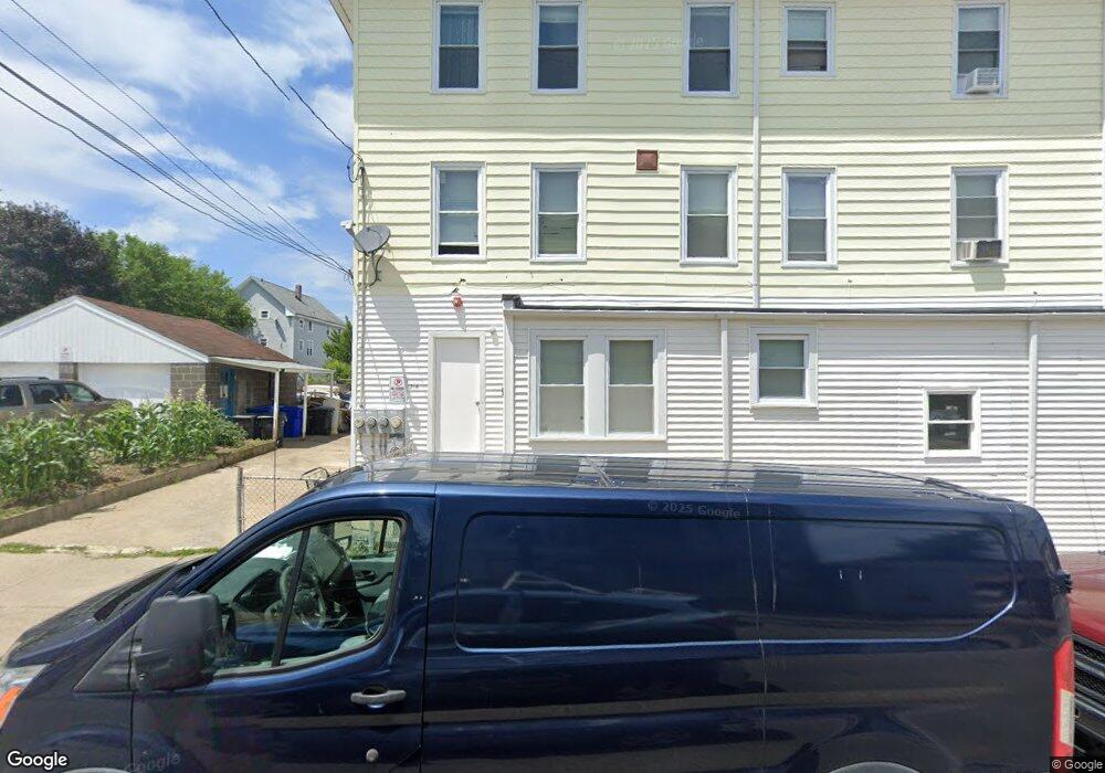 214 Japonica St, Pawtucket, RI 02860 - photo 1