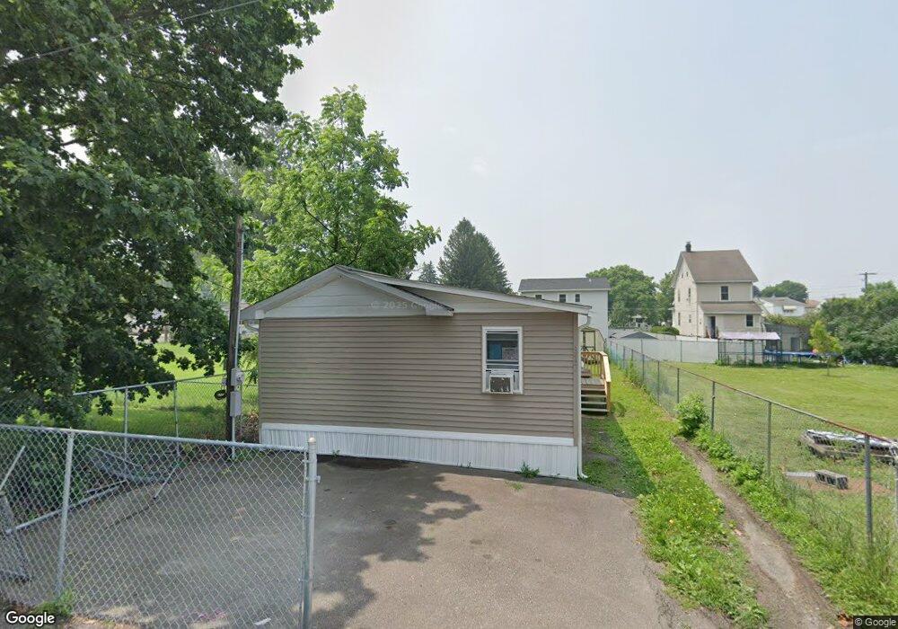 817 Hanover Ct, Hazleton, PA 18201 - photo 1