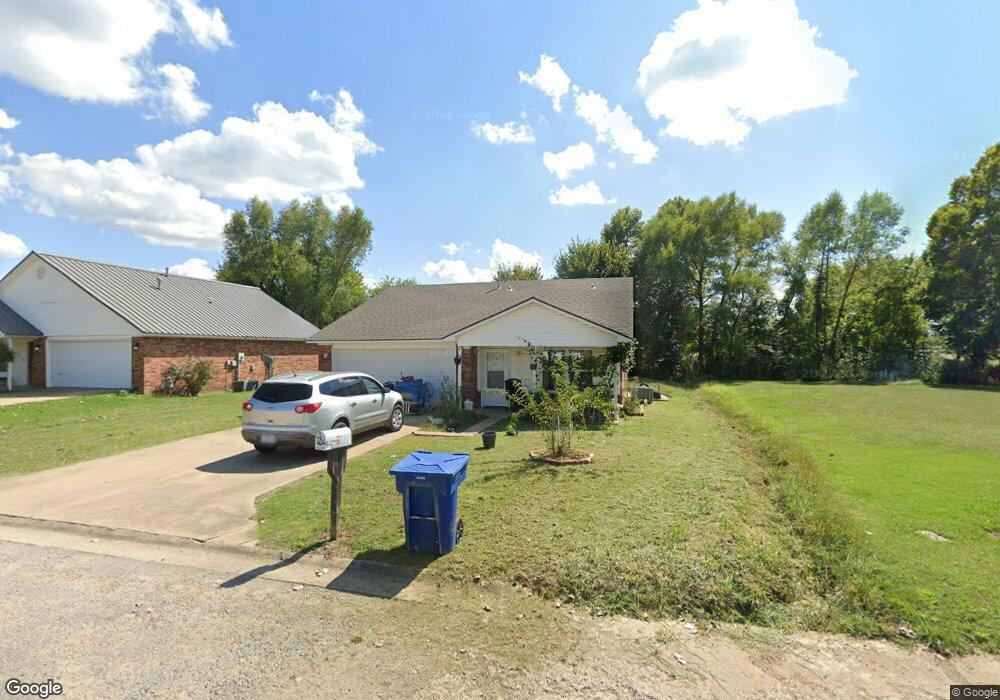 404 Deer Run Rd, Muldrow, OK 74948 - photo 1