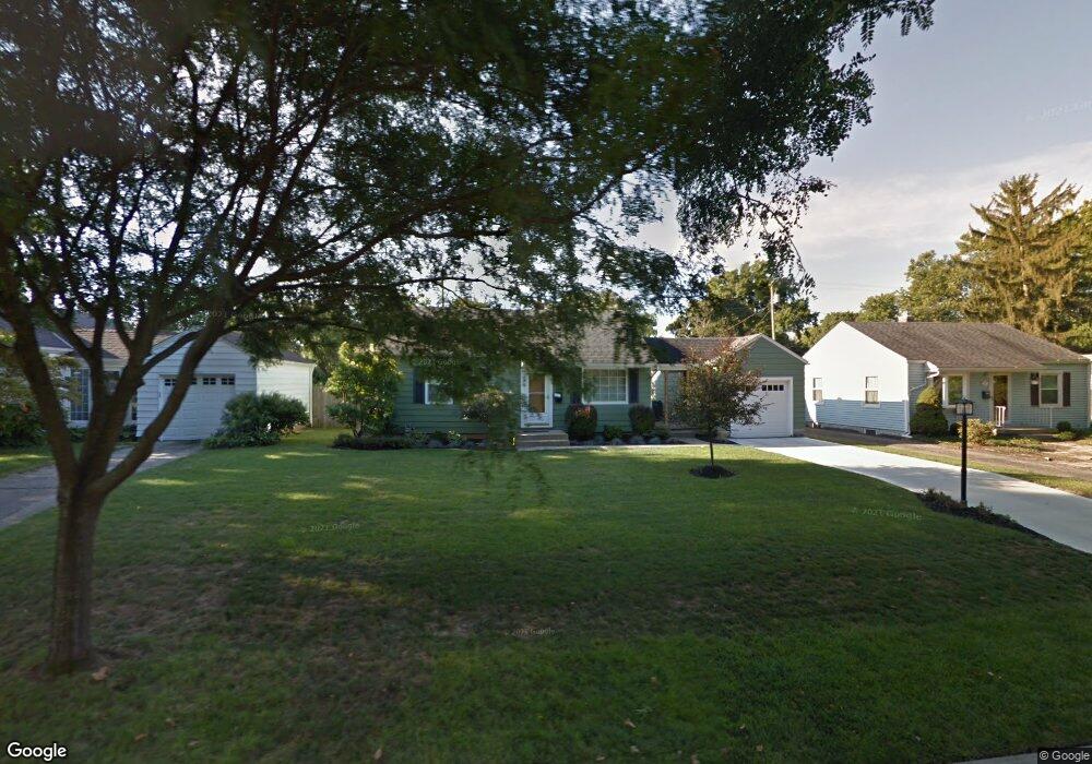 267 E Weisheimer Rd, Columbus, OH 43214 - photo 1