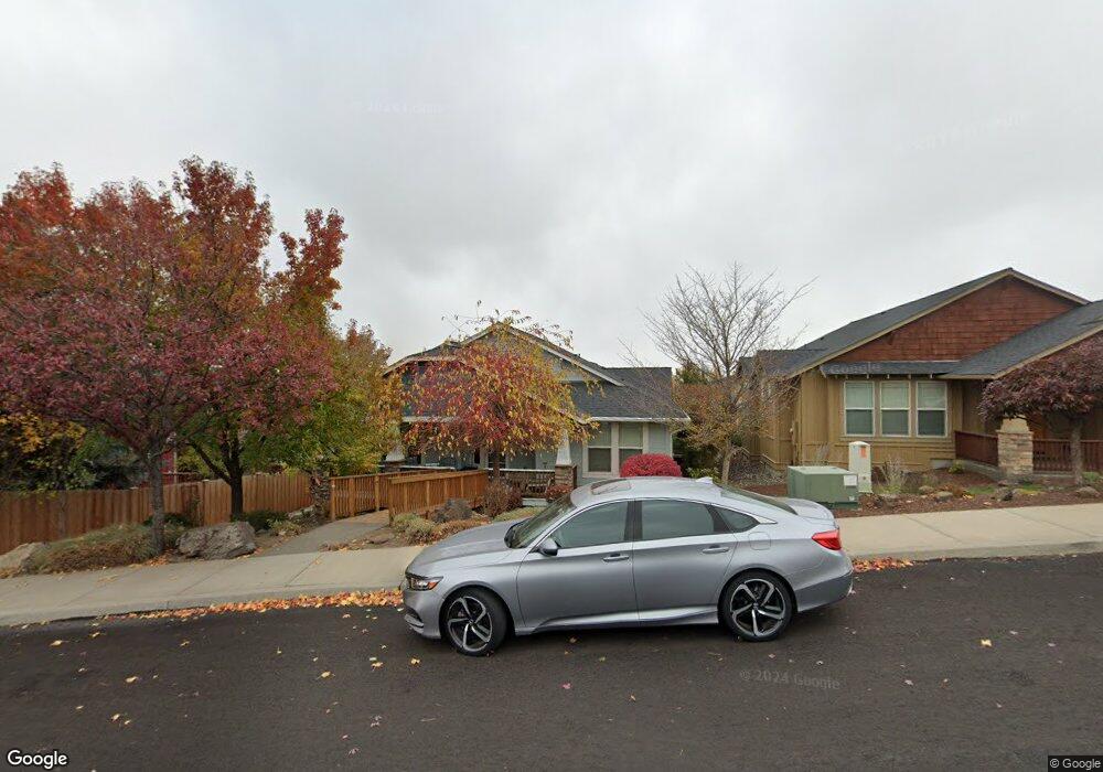 4255 SW Salmon Ave, Redmond, OR 97756 - photo 1