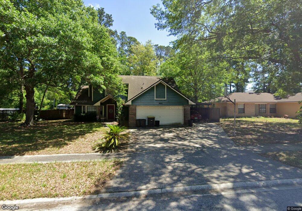 3905 Hunters Lake Cir E, Jacksonville, FL 32210 - photo 1