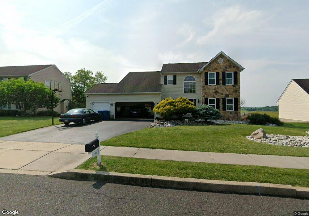 2190 Deer Ln, Schwenksville, PA 19473 - photo 1