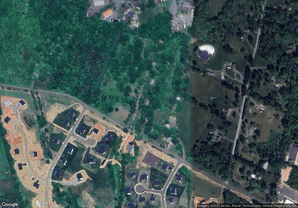 6527 Phoenix Hill Ln, Warrenton, VA 20187 - photo 1