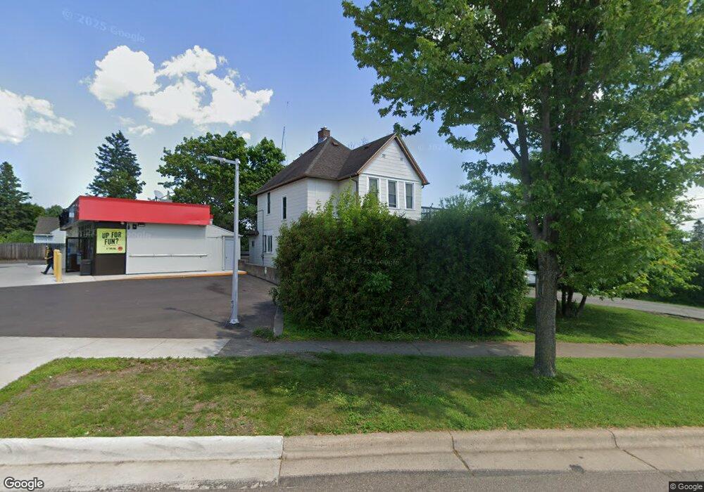 10 S 54th Ave E, Duluth, MN 55804 - photo 1