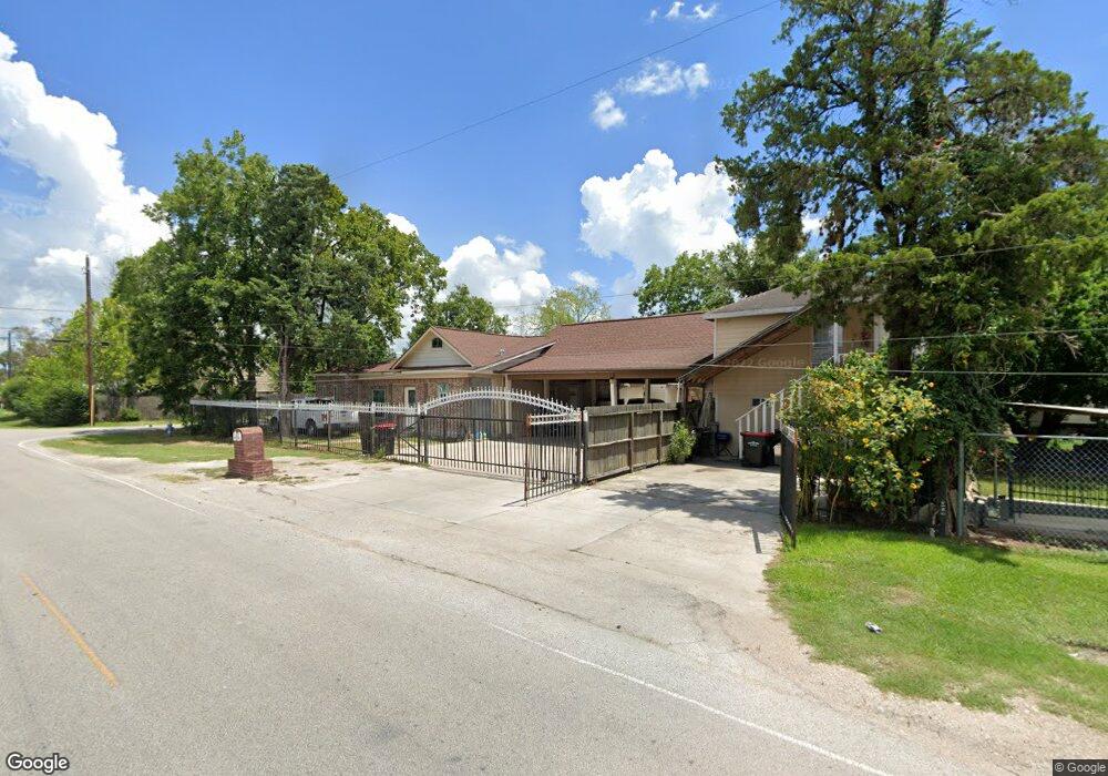 917 Beacon St, Houston, TX 77015 - photo 1