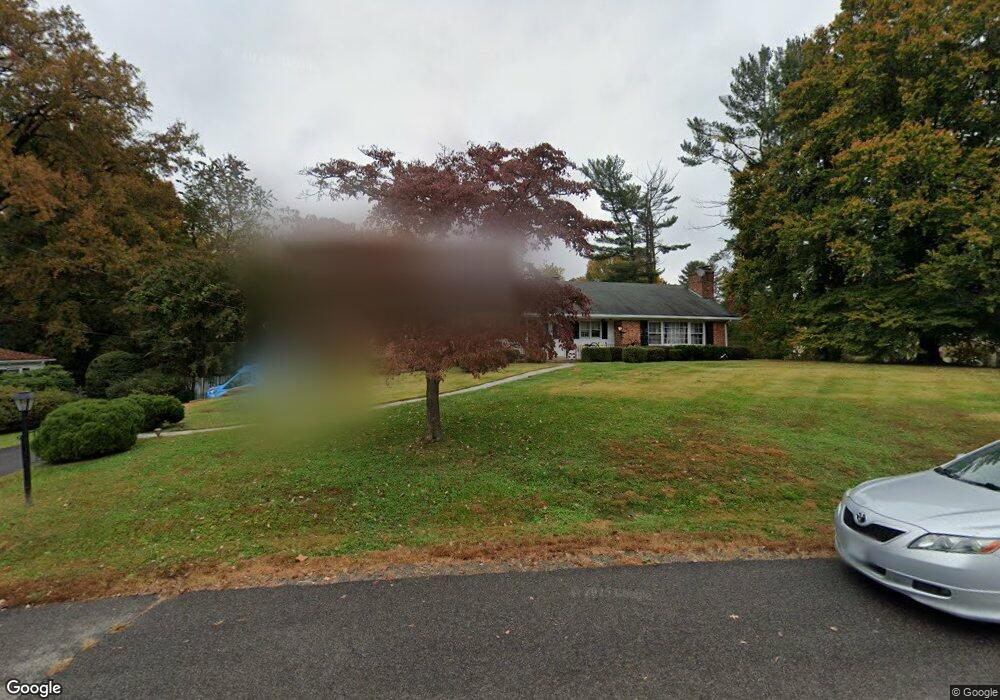 737 Lawton St, McLean, VA 22101 - photo 1