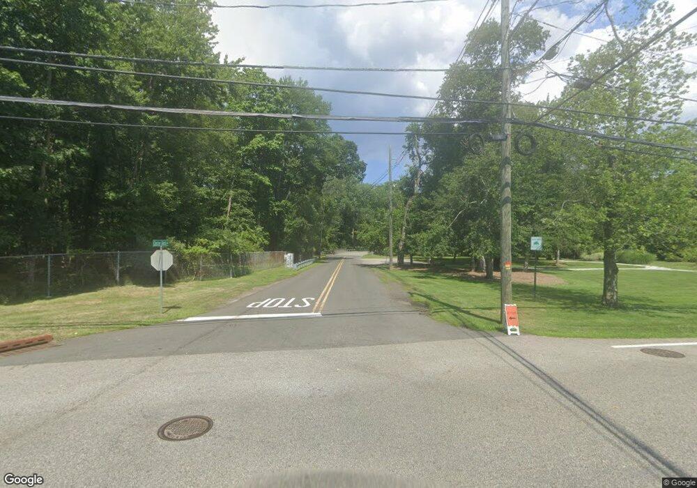 2 Closter Dock Rd, Closter, NJ 07624 - photo 1