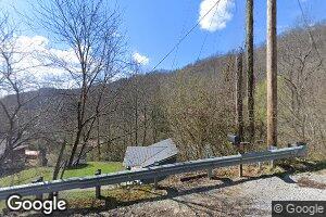 3307 Lower Pompey Rd, Shelbiana, KY 41562