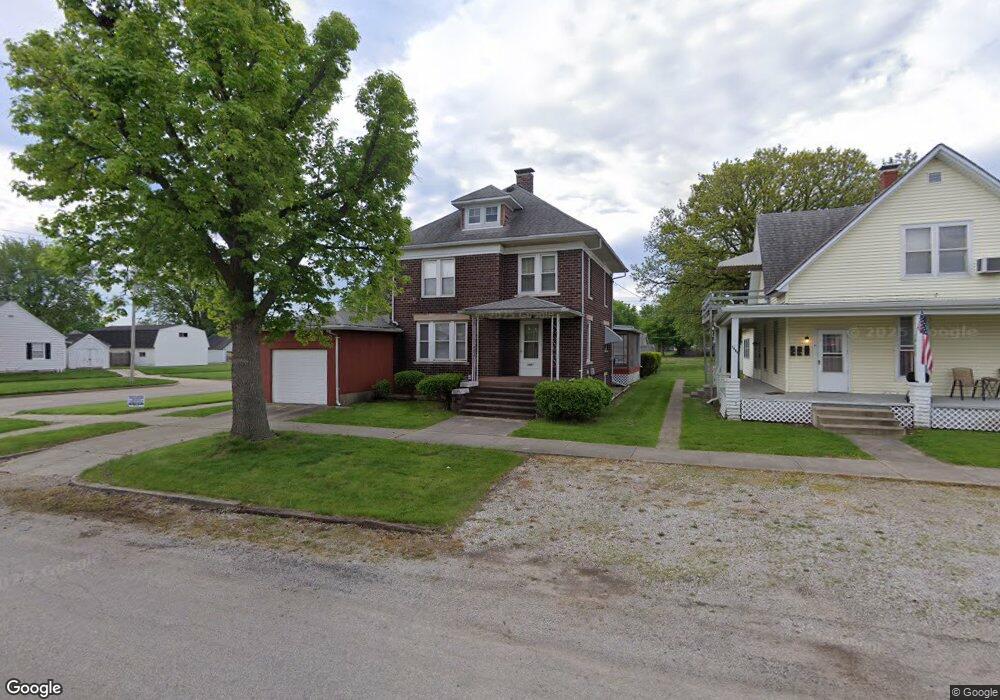 1401 Moultrie Ave, Mattoon, IL 61938 - photo 1