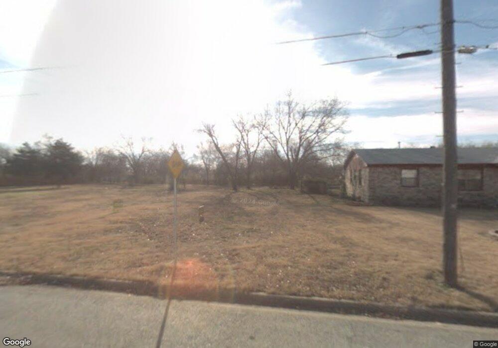 1908 E Alma Ave, Sherman, TX 75090 - photo 1