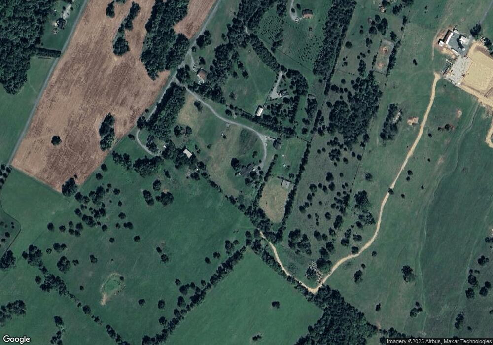 183 Rutherford Ln, Berryville, VA 22611 - photo 1