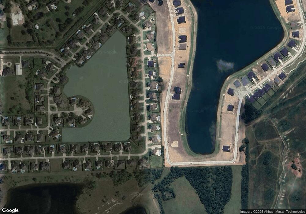 2236 Lakeway Dr, Friendswood, TX 77546 - photo 1