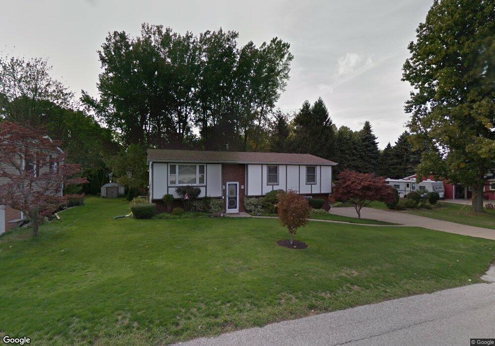 704 Montpelier Ave, Erie, PA 16505 - photo 1