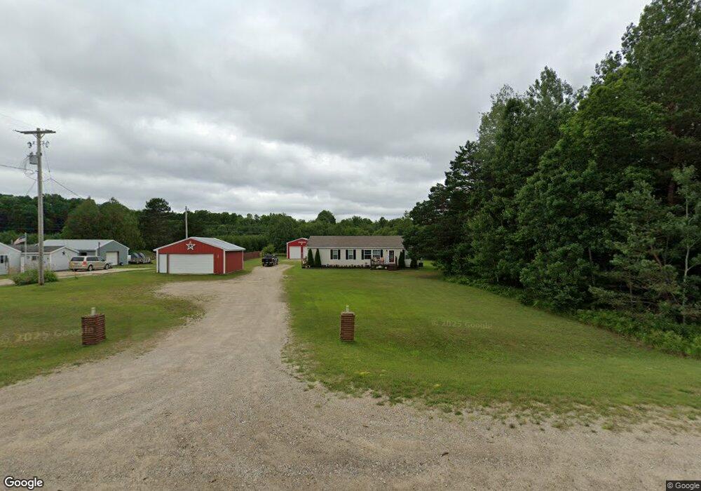 9750 Old 27 Hwy N, Vanderbilt, MI 49795 - photo 1