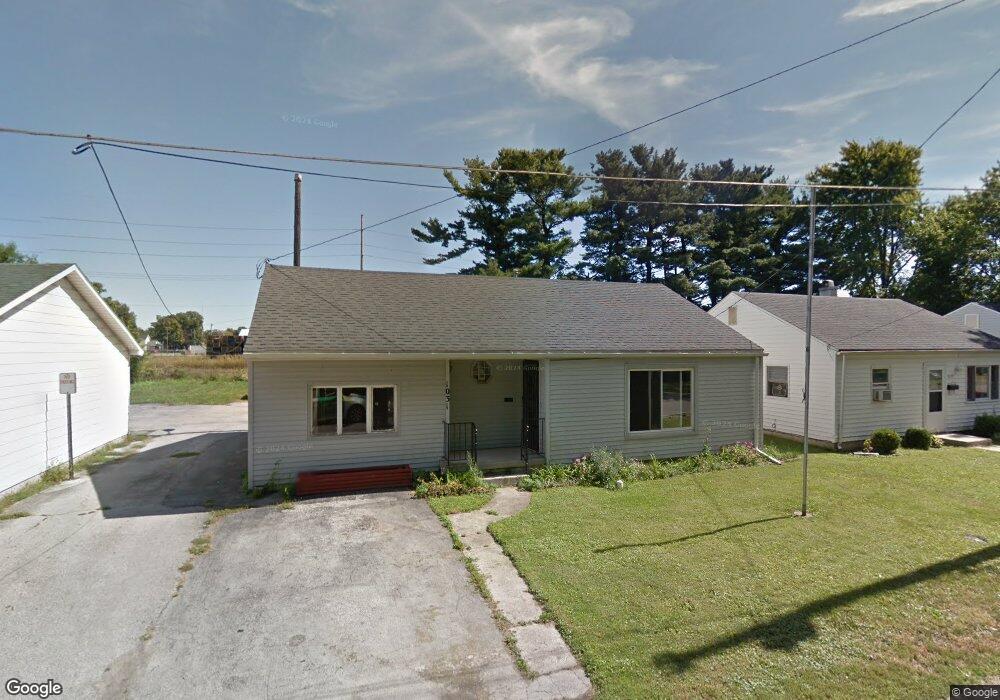 1031 Cedar Ave, Findlay, OH 45840 - photo 1