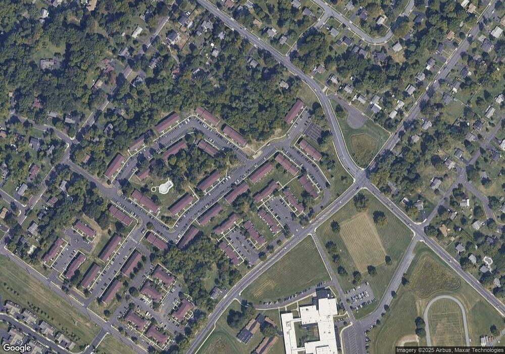 4 Wexford Dr, North Wales, PA 19454 - photo 1