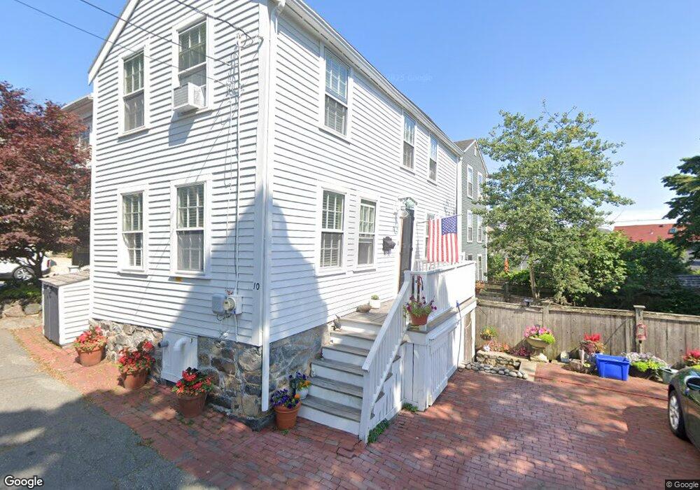 10 Glover Square, Marblehead, MA 01945 - photo 1