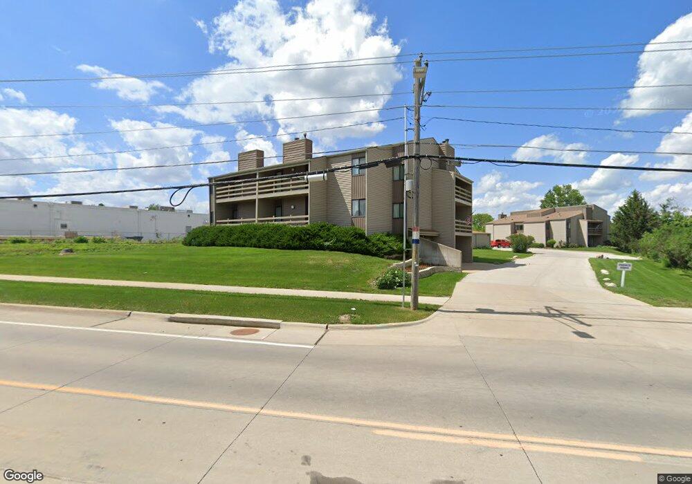 4600 Johnson Ave NW, Cedar Rapids, IA 52405 - photo 1