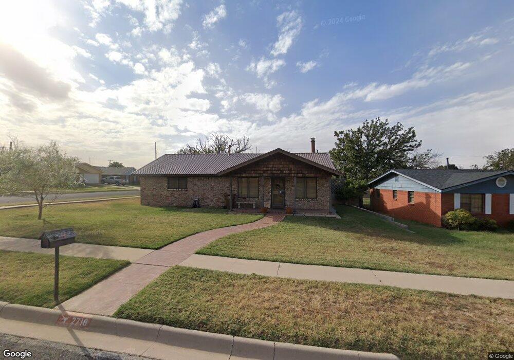 2718 Lynn Dr, Big Spring, TX 79720 - photo 1