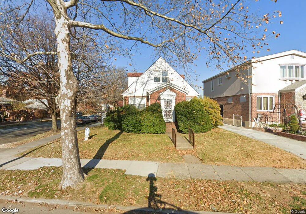 14801 5th Ave, Whitestone, NY 11357 - photo 1