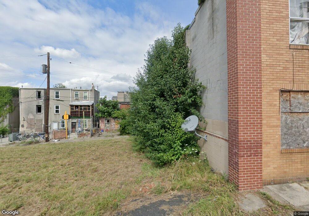 1126 Proctor St, Baltimore, MD 21202 - photo 1