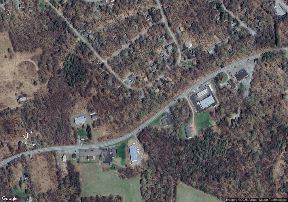 69 Parkwood Dr, Hamlin, PA 18427 - photo 1