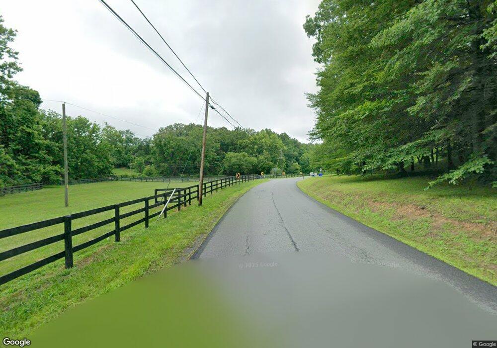 6706 Newman Rd, Clifton, VA 20124 - photo 1