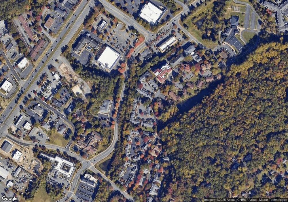 1338 Sycamore Ct, Charlottesville, VA 22901 - photo 1