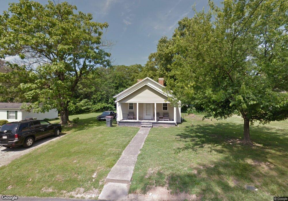 534 Warriner St, Reidsville, NC 27320 - photo 1