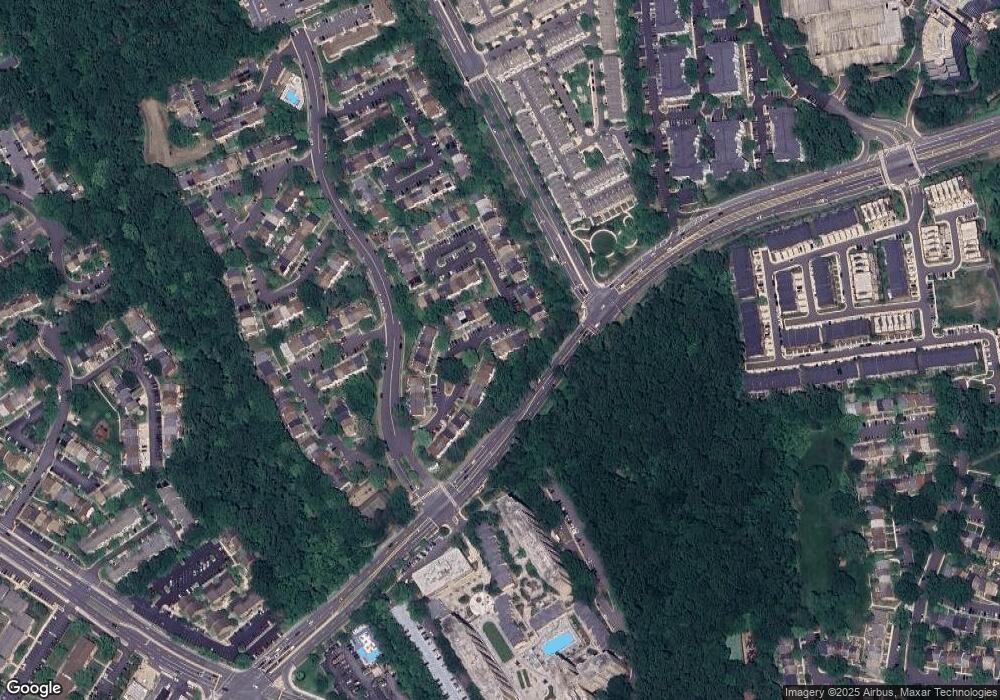 3067 White Birch Ct, Fairfax, VA 22031 - photo 1