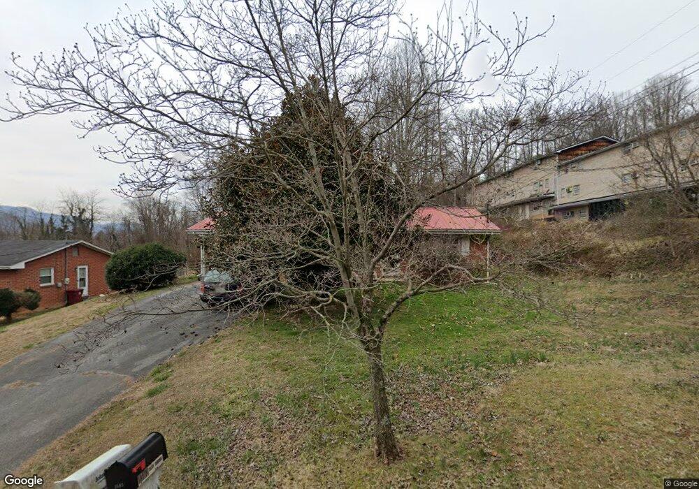 1502 Bell Ridge Rd, Johnson City, TN 37601 - photo 1