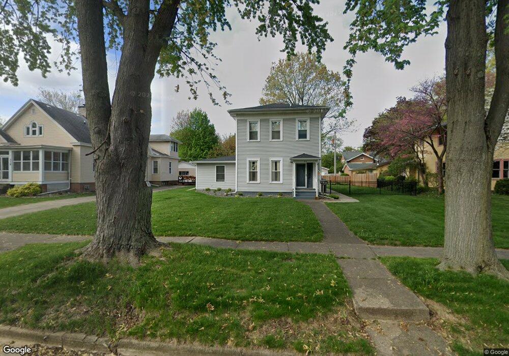 313 Peoria St, Lincoln, IL 62656 - photo 1