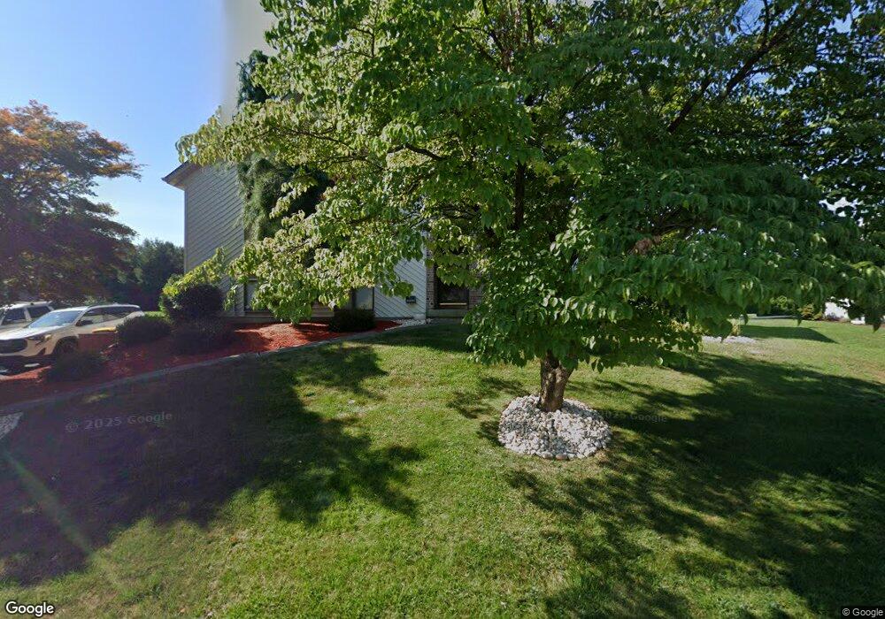 4012 Suncrest Ln, Bethlehem, PA 18020 - photo 1