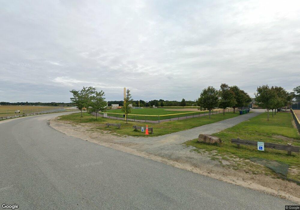 5 Pembroke Ave, Warwick, RI 02889 - photo 1