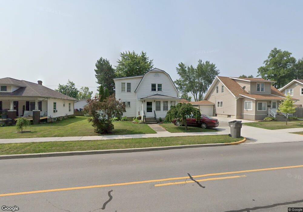 757 W Market St, Nappanee, IN 46550 - photo 1