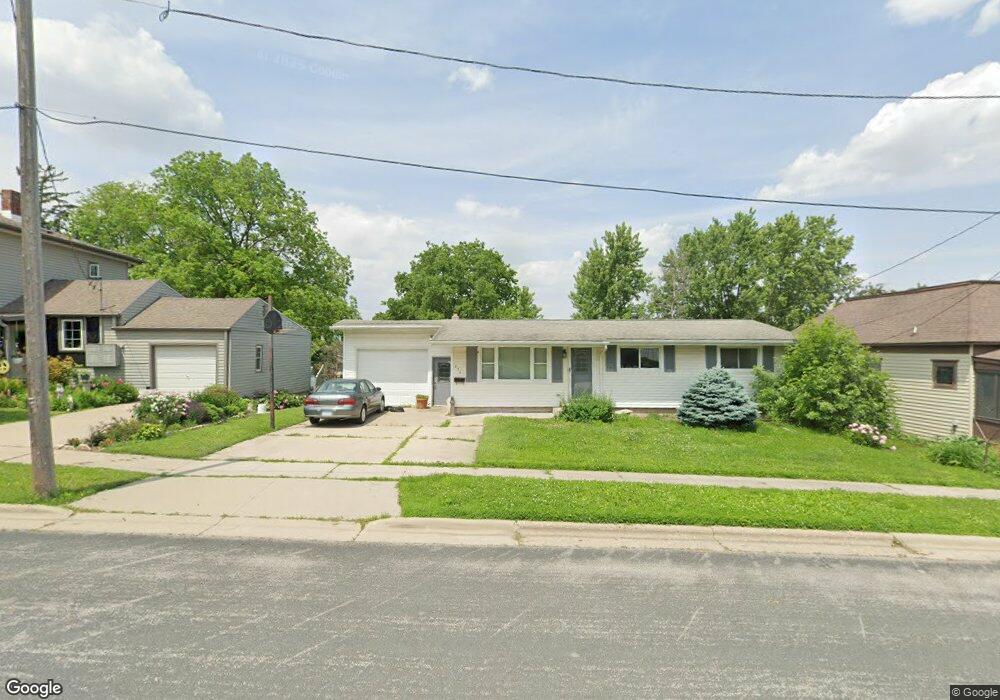 256 E 7th St, Zumbrota, MN 55992 - photo 1