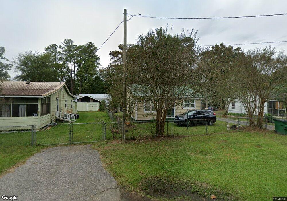 420 S Magnolia Ave, Andrews, SC 29510 - photo 1